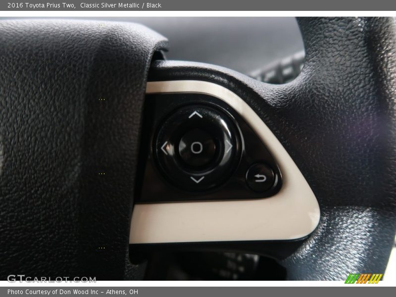 Classic Silver Metallic / Black 2016 Toyota Prius Two