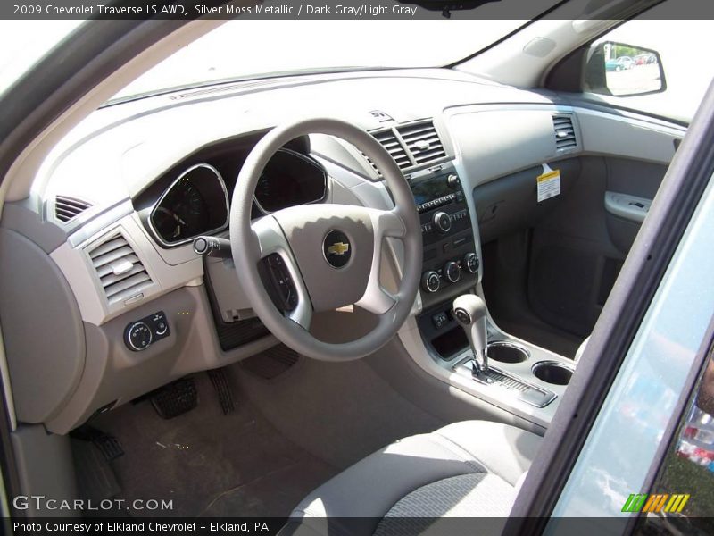 Silver Moss Metallic / Dark Gray/Light Gray 2009 Chevrolet Traverse LS AWD