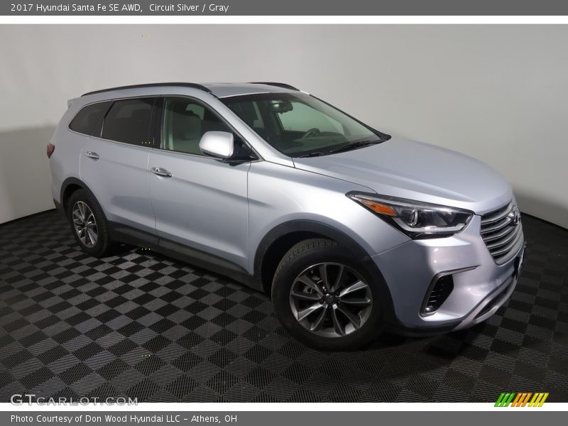 Circuit Silver / Gray 2017 Hyundai Santa Fe SE AWD