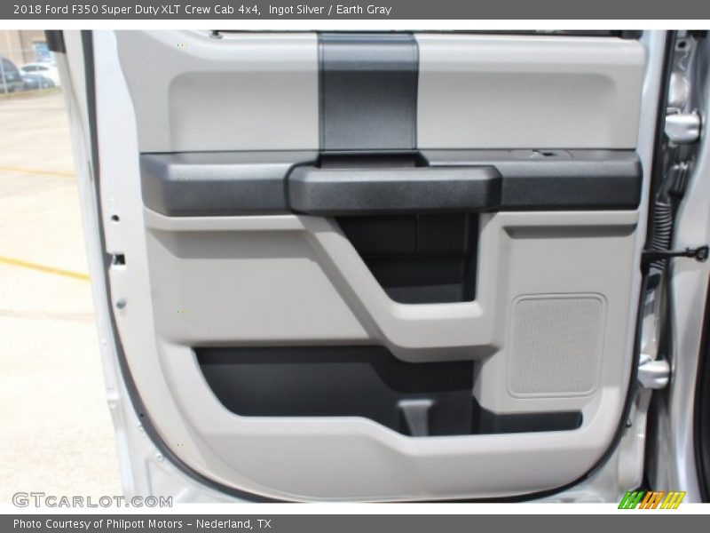 Ingot Silver / Earth Gray 2018 Ford F350 Super Duty XLT Crew Cab 4x4
