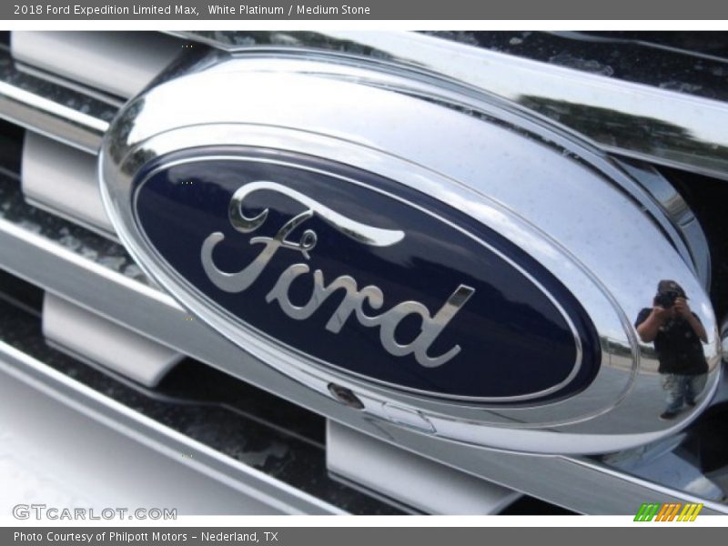 White Platinum / Medium Stone 2018 Ford Expedition Limited Max