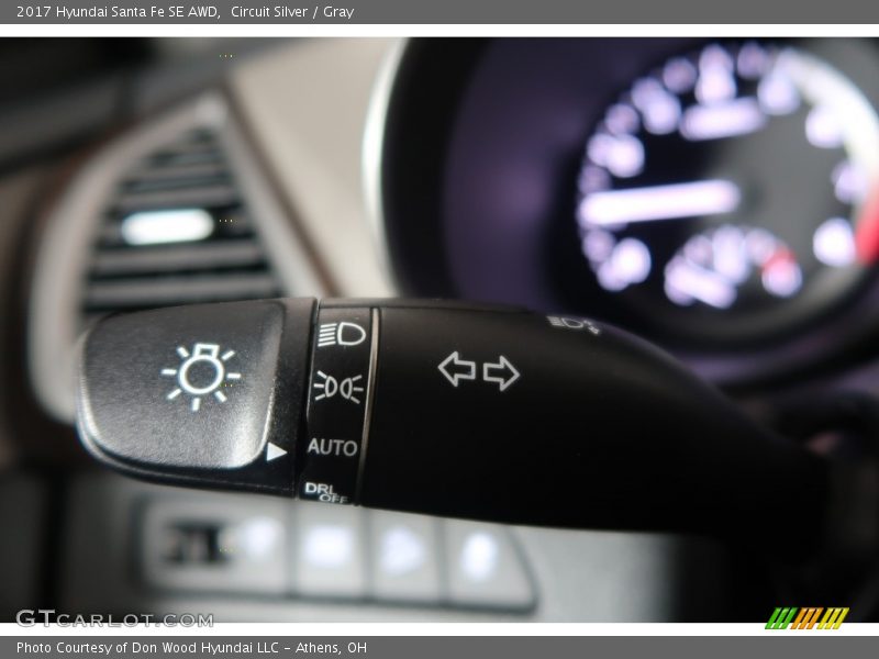 Circuit Silver / Gray 2017 Hyundai Santa Fe SE AWD