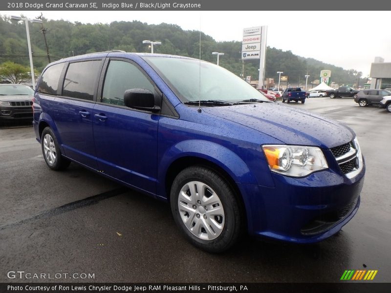 Indigo Blue / Black/Light Graystone 2018 Dodge Grand Caravan SE