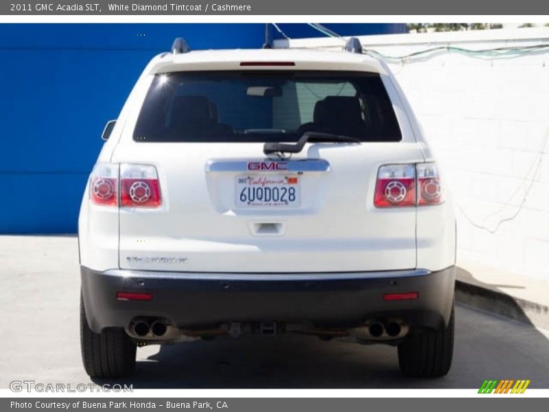 White Diamond Tintcoat / Cashmere 2011 GMC Acadia SLT