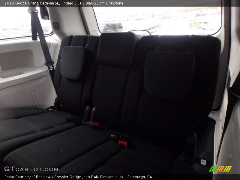Indigo Blue / Black/Light Graystone 2018 Dodge Grand Caravan SE