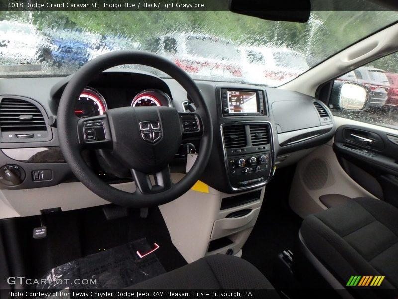 Indigo Blue / Black/Light Graystone 2018 Dodge Grand Caravan SE