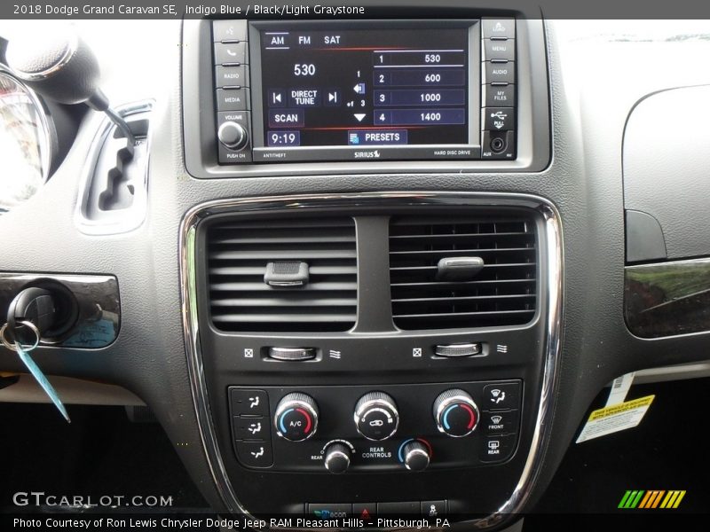 Indigo Blue / Black/Light Graystone 2018 Dodge Grand Caravan SE