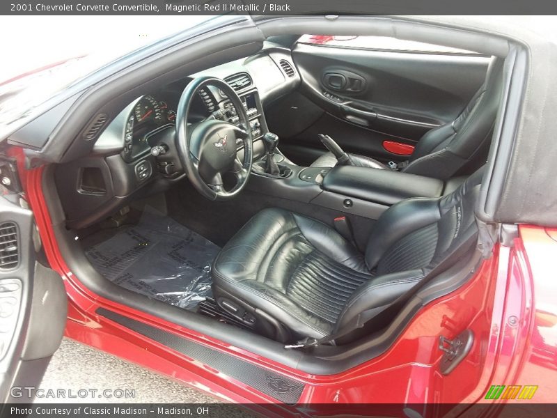 Magnetic Red II Metallic / Black 2001 Chevrolet Corvette Convertible