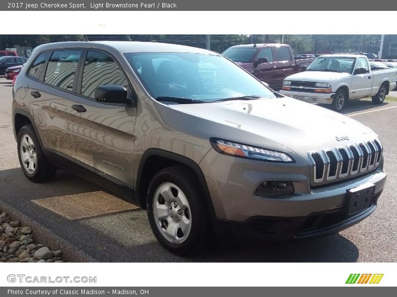 Light Brownstone Pearl / Black 2017 Jeep Cherokee Sport