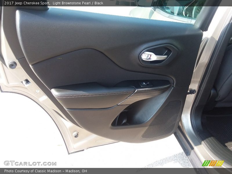 Light Brownstone Pearl / Black 2017 Jeep Cherokee Sport