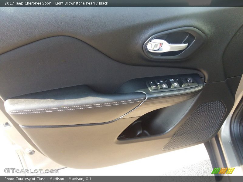 Light Brownstone Pearl / Black 2017 Jeep Cherokee Sport