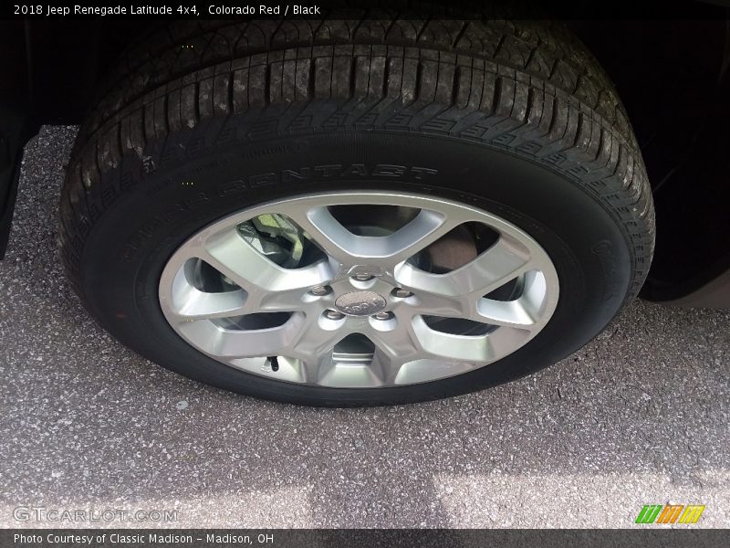 Colorado Red / Black 2018 Jeep Renegade Latitude 4x4