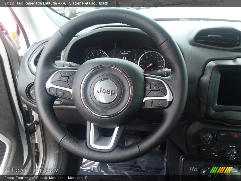 Glacier Metallic / Black 2018 Jeep Renegade Latitude 4x4