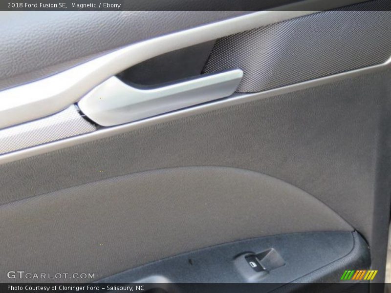 Magnetic / Ebony 2018 Ford Fusion SE