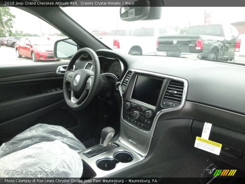 Granite Crystal Metallic / Black 2018 Jeep Grand Cherokee Altitude 4x4