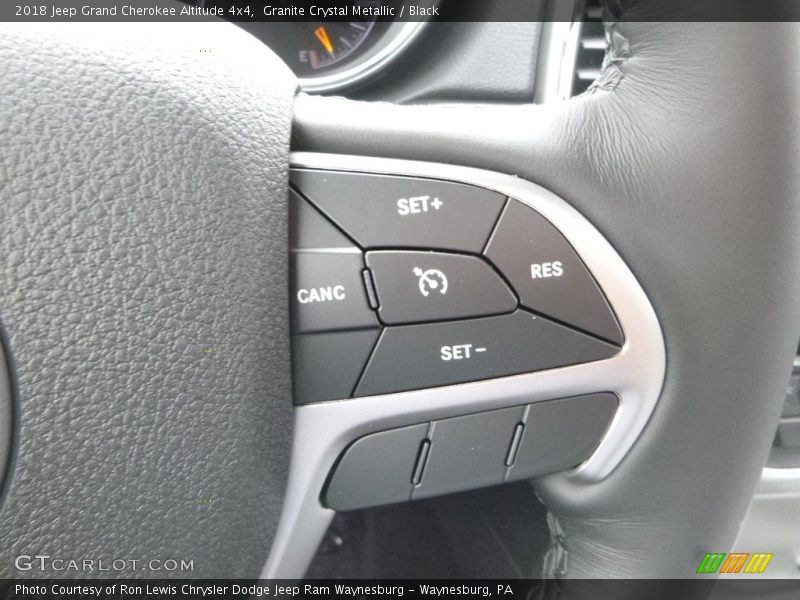 Granite Crystal Metallic / Black 2018 Jeep Grand Cherokee Altitude 4x4