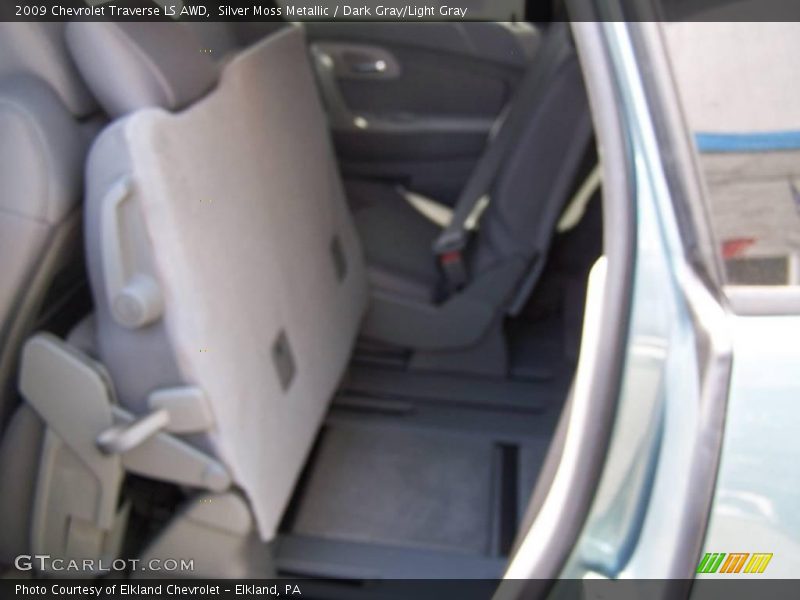 Silver Moss Metallic / Dark Gray/Light Gray 2009 Chevrolet Traverse LS AWD