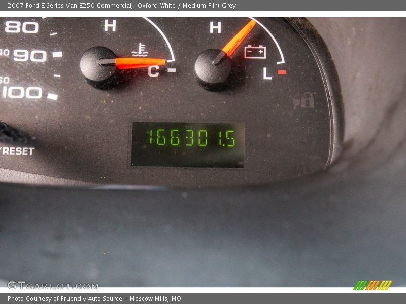Oxford White / Medium Flint Grey 2007 Ford E Series Van E250 Commercial