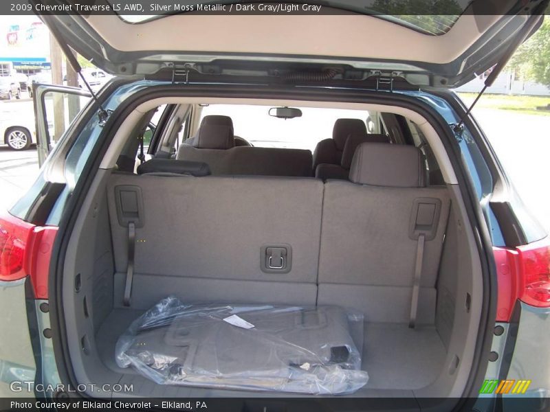 Silver Moss Metallic / Dark Gray/Light Gray 2009 Chevrolet Traverse LS AWD