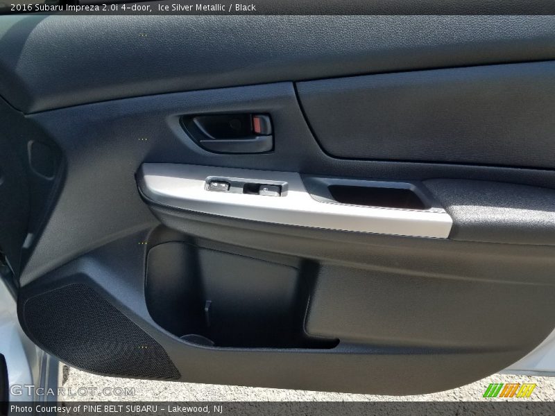 Ice Silver Metallic / Black 2016 Subaru Impreza 2.0i 4-door