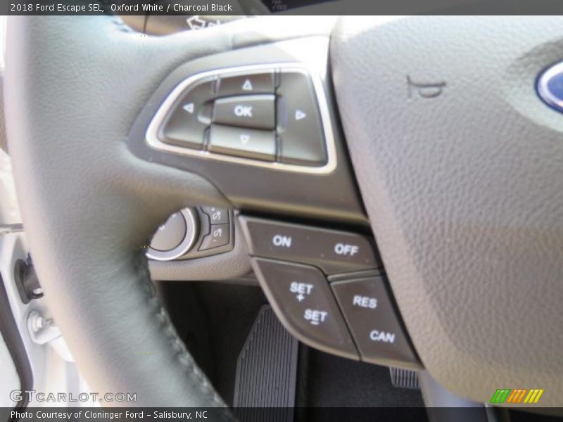 Oxford White / Charcoal Black 2018 Ford Escape SEL