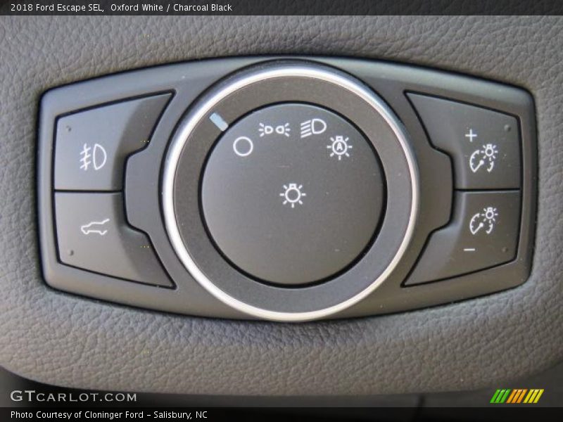 Oxford White / Charcoal Black 2018 Ford Escape SEL