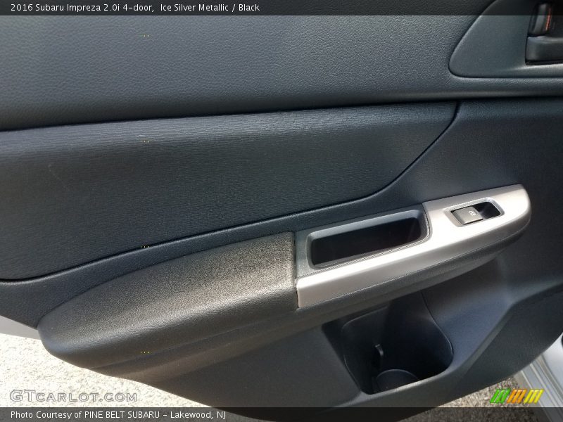 Ice Silver Metallic / Black 2016 Subaru Impreza 2.0i 4-door