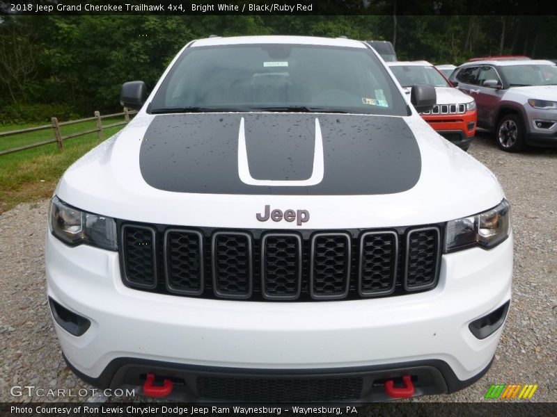 Bright White / Black/Ruby Red 2018 Jeep Grand Cherokee Trailhawk 4x4