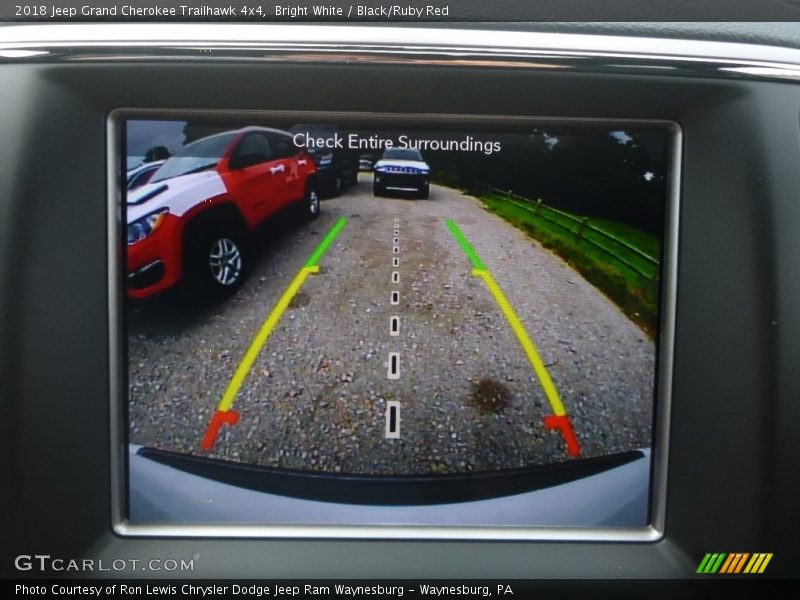 Bright White / Black/Ruby Red 2018 Jeep Grand Cherokee Trailhawk 4x4