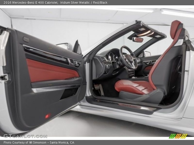 Iridium Silver Metallic / Red/Black 2016 Mercedes-Benz E 400 Cabriolet