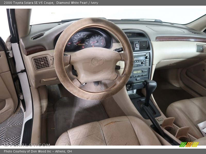 Diamond White Pearl / Ivory 2000 Toyota Solara SE V6 Coupe