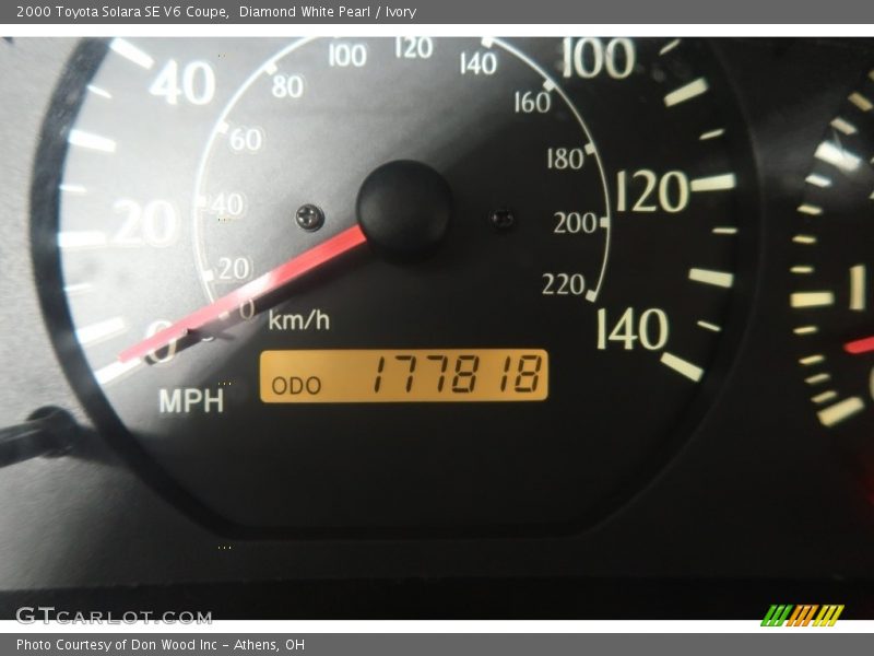 Diamond White Pearl / Ivory 2000 Toyota Solara SE V6 Coupe