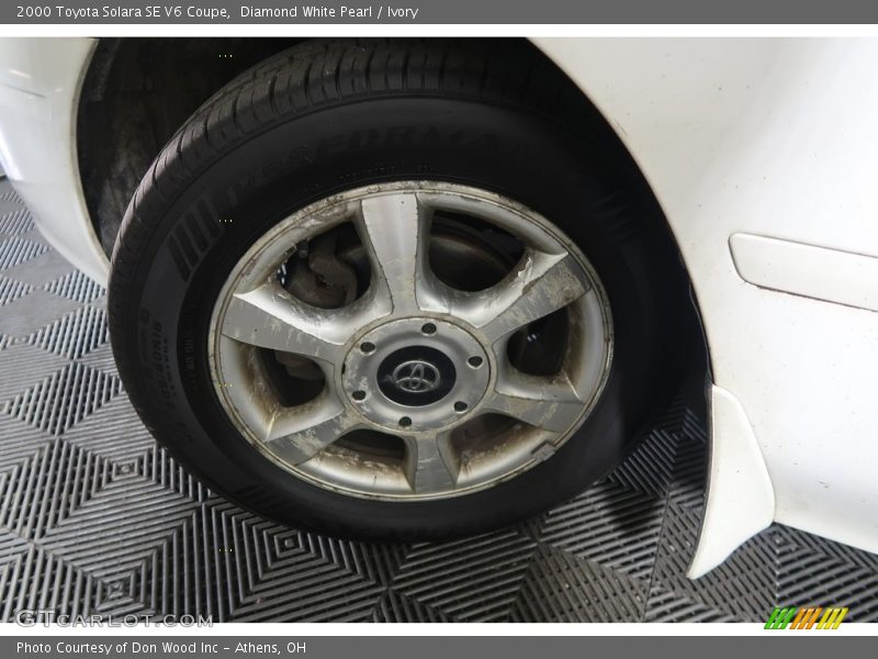 Diamond White Pearl / Ivory 2000 Toyota Solara SE V6 Coupe