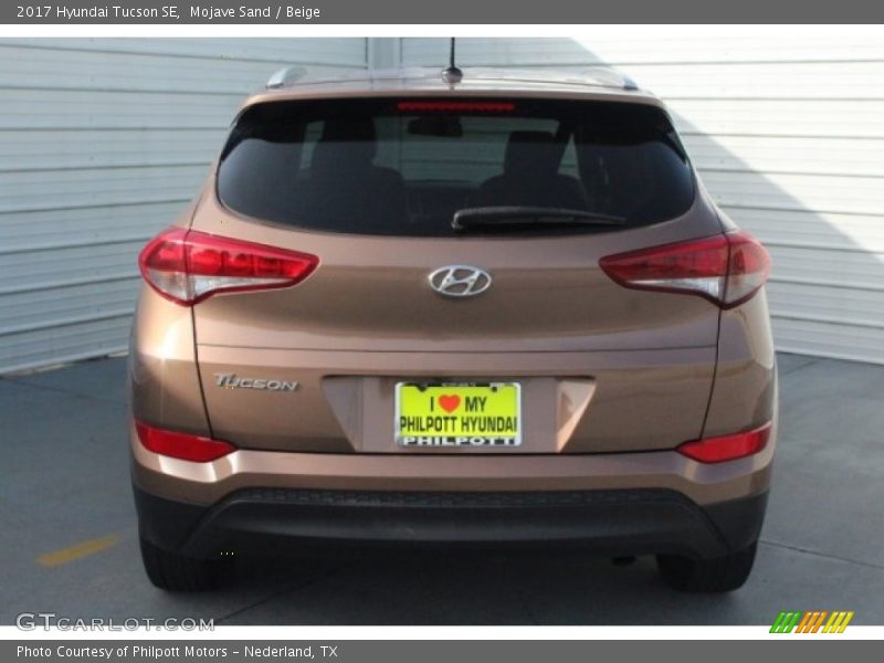 Mojave Sand / Beige 2017 Hyundai Tucson SE