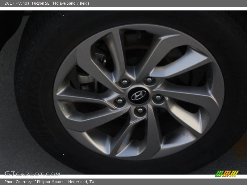Mojave Sand / Beige 2017 Hyundai Tucson SE