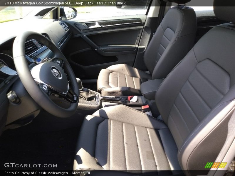 Deep Black Pearl / Titan Black 2018 Volkswagen Golf SportWagen SEL