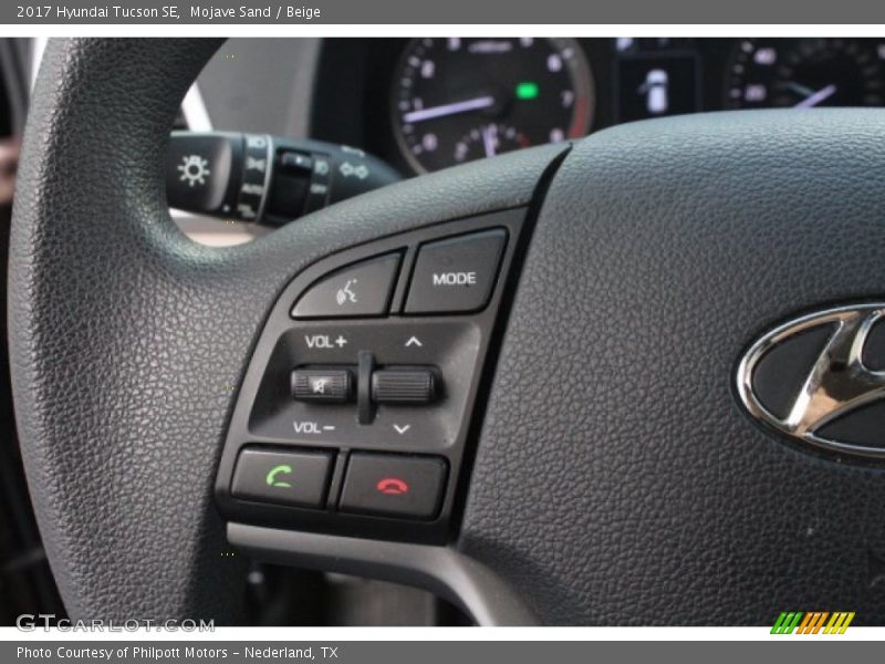 Mojave Sand / Beige 2017 Hyundai Tucson SE