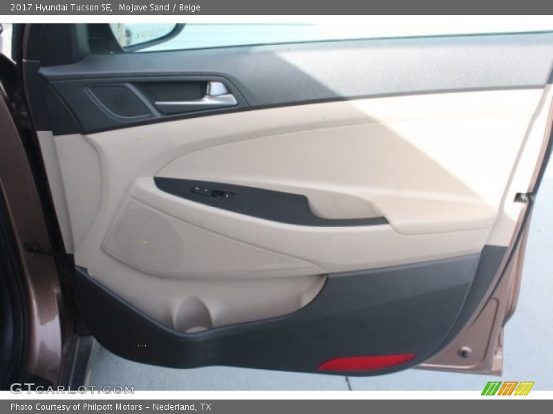 Mojave Sand / Beige 2017 Hyundai Tucson SE