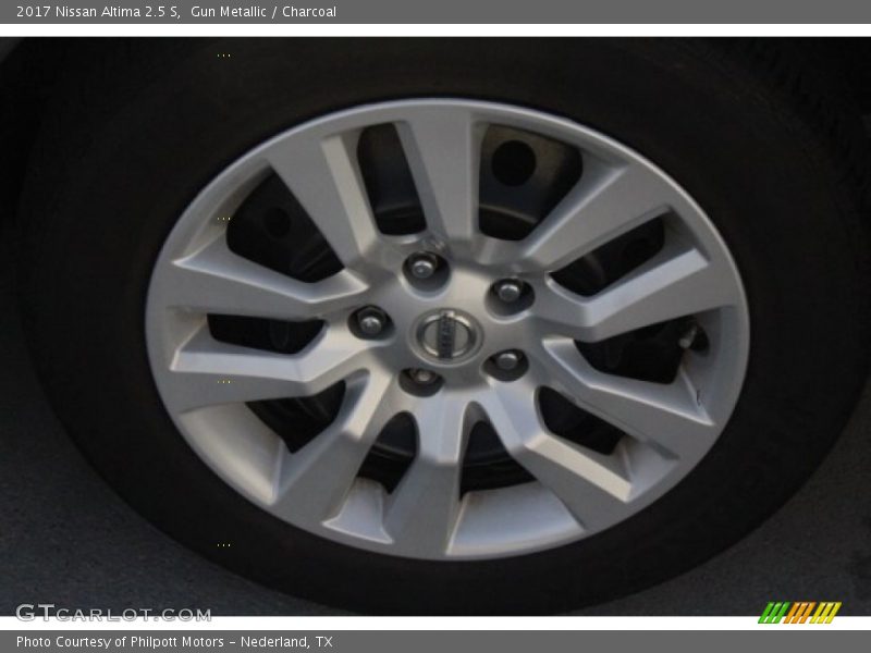 Gun Metallic / Charcoal 2017 Nissan Altima 2.5 S