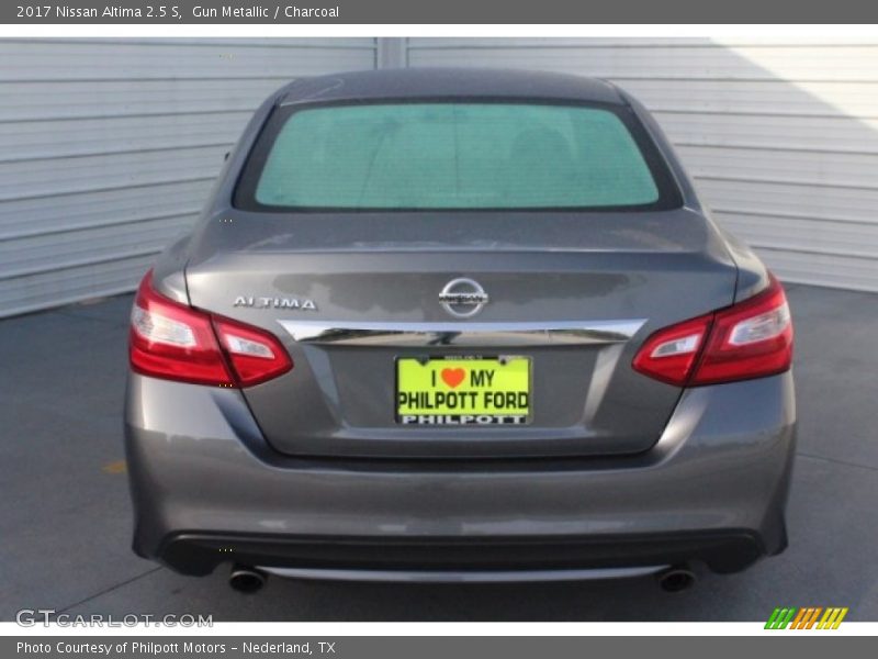 Gun Metallic / Charcoal 2017 Nissan Altima 2.5 S