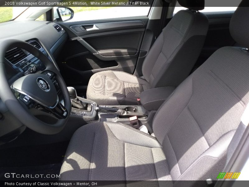 White Silver Metallic / Titan Black 2018 Volkswagen Golf SportWagen S 4Motion