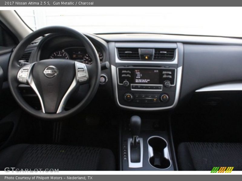 Gun Metallic / Charcoal 2017 Nissan Altima 2.5 S