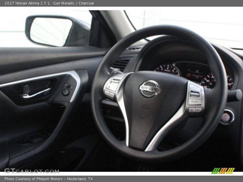 Gun Metallic / Charcoal 2017 Nissan Altima 2.5 S