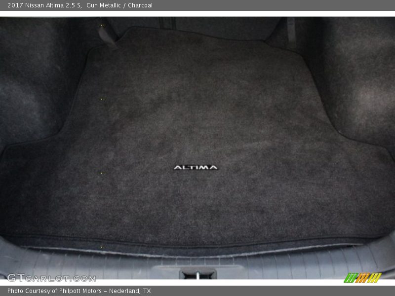 Gun Metallic / Charcoal 2017 Nissan Altima 2.5 S