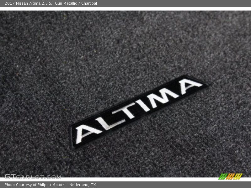 Gun Metallic / Charcoal 2017 Nissan Altima 2.5 S