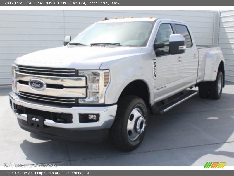 Ingot Silver / Black 2019 Ford F350 Super Duty XLT Crew Cab 4x4