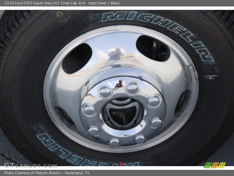 Ingot Silver / Black 2019 Ford F350 Super Duty XLT Crew Cab 4x4