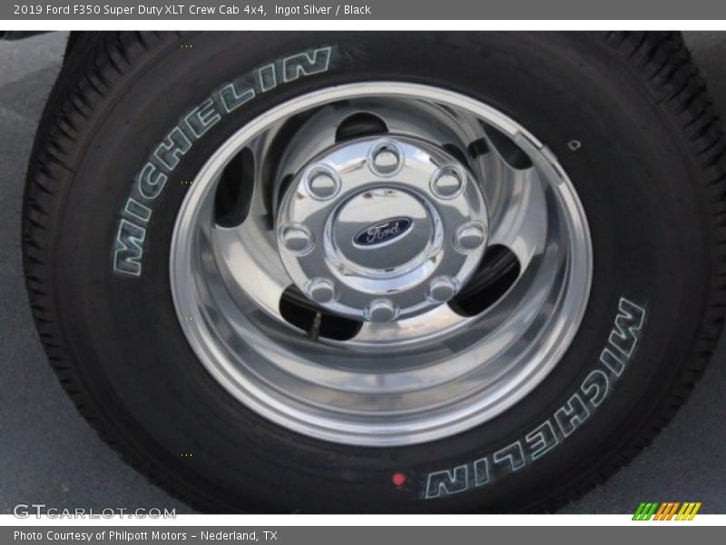 Ingot Silver / Black 2019 Ford F350 Super Duty XLT Crew Cab 4x4