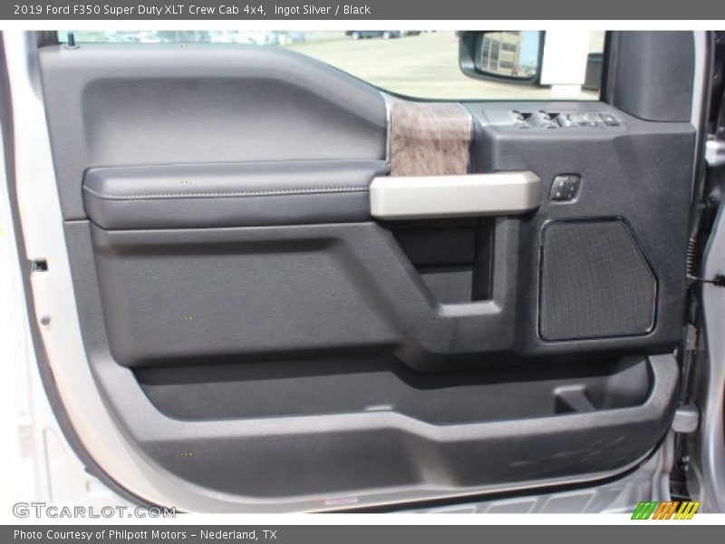 Ingot Silver / Black 2019 Ford F350 Super Duty XLT Crew Cab 4x4
