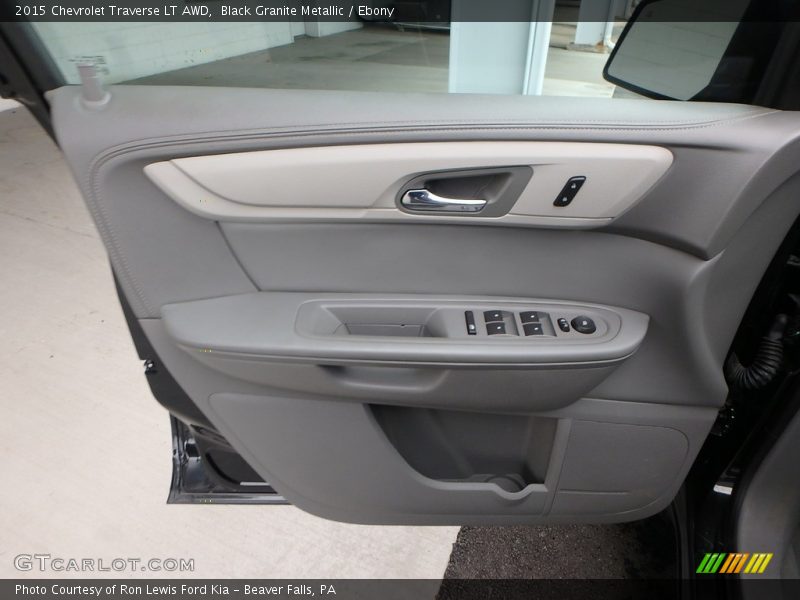 Black Granite Metallic / Ebony 2015 Chevrolet Traverse LT AWD